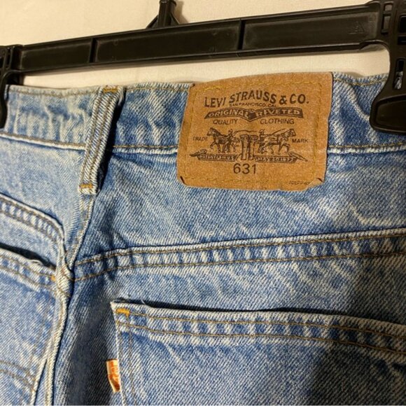 Vintage Levi’s 631 White Orange Tab Light Wash Curvy High Rise Mom Jeans 28 - Picture 3 of 15